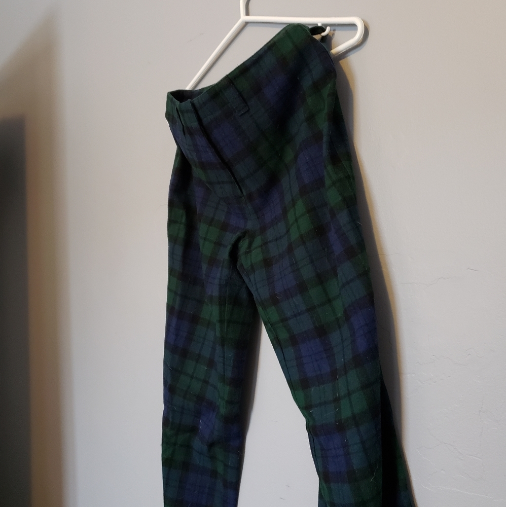 Capri pants